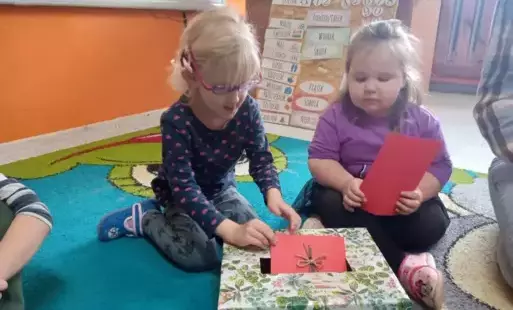 Zdjęcie do Sensoryczna Walentynka w Dąbrowie