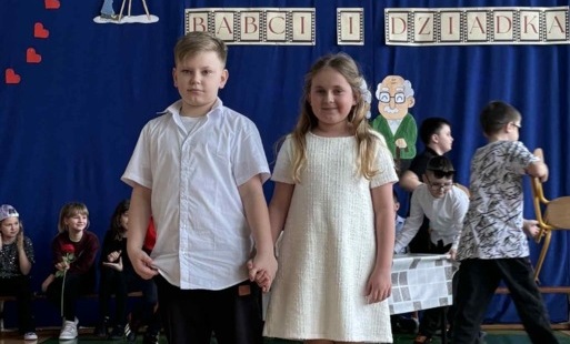 Zdjęcie do Filmowa miłość babci i dziadka