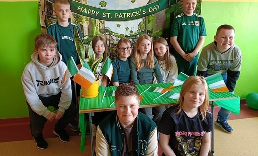 Zdjęcie do &bdquo;English w zielonym stylu - świętujemy i uczymy się&rdquo;