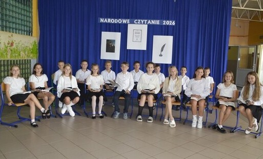 Zdjęcie do Narodowe Czytanie &bdquo;Dziad&oacute;w&rdquo; Adama Mickiewicza PSP Pawł&oacute;w