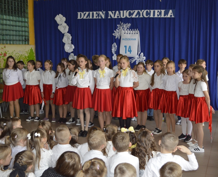 Obchody Dnia Edukacji Narodowej w PSP w Pawłowie