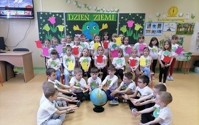 Zdjęcie do Chybickie przedszkolaki pamiętają o Święcie Ziemi