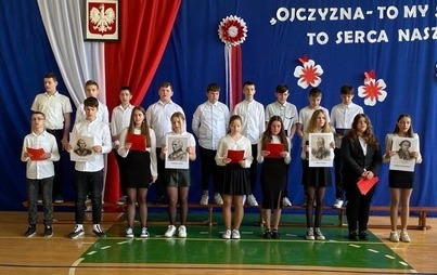 Zdjęcie do &bdquo; Ojczyzna &ndash; to my sami, to serca nasze własne&rdquo;