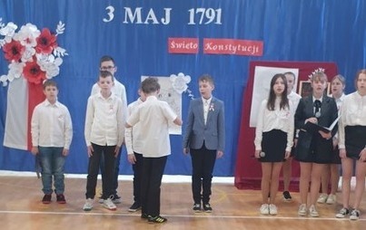 Zdjęcie do Witaj majowa jutrzenko