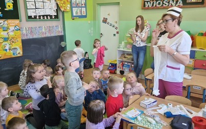 Zdjęcie do Spotkanie z Pielęgniarką - PSP Łomno