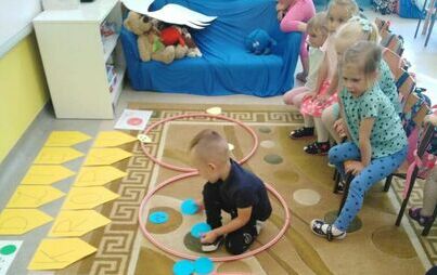 Zdjęcie do Międzynarodowy Dzień Kropki w Przedszkolu w Radkowicach