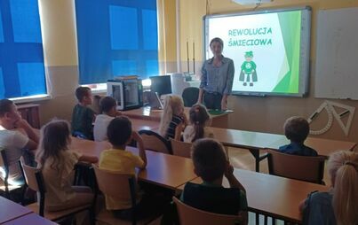Zdjęcie do Eko-dzieci segregują śmieci!