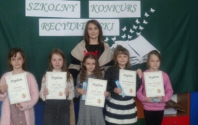 Zdjęcie do Szkolny Konkurs Recytatorski