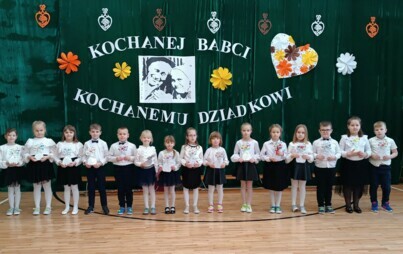 Zdjęcie do Dziękujemy Babci i Dziadkowi - PSP Łomno