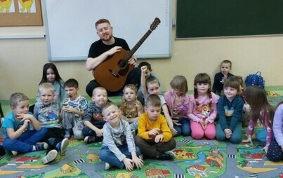 Zdjęcie do W ŚWIECIE MUZYKI