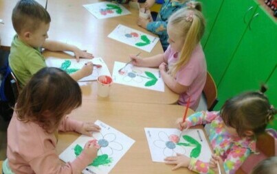 Zdjęcie do Rosnące farby w Przedszkolu w Radkowicach