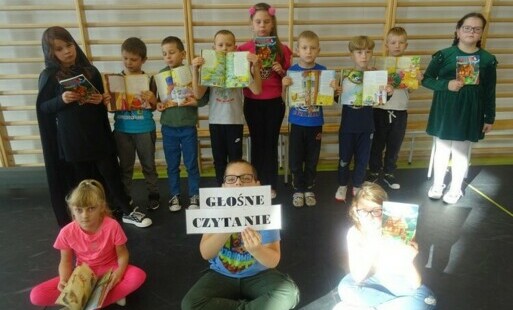 Zdjęcie do Dzień głośnego czytania w PSP w Godowie