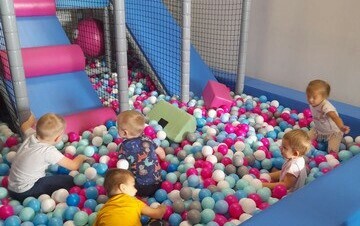 Zdjęcie do Przedszkolaki w kinie Helios i Bawialni