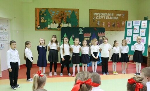 Zdjęcie do PASOWANIE NA CZYTELNIKA &ndash; PSP Chybice