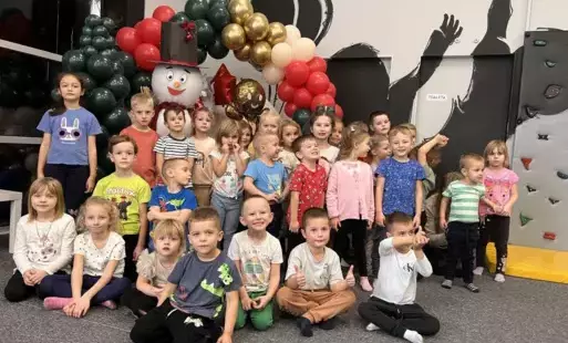 Zdjęcie do Mikołajkowa wycieczka dzieci z oddział&oacute;w przedszkolnych PSP w Radkowicach