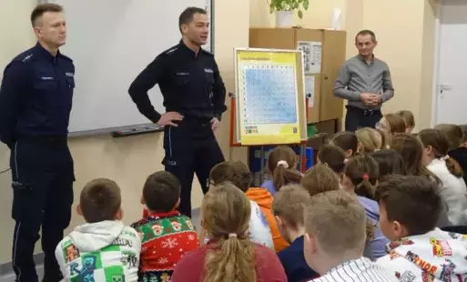 Zdjęcie do Wizyta Policji w naszej szkole &ndash; PSP Radkowice