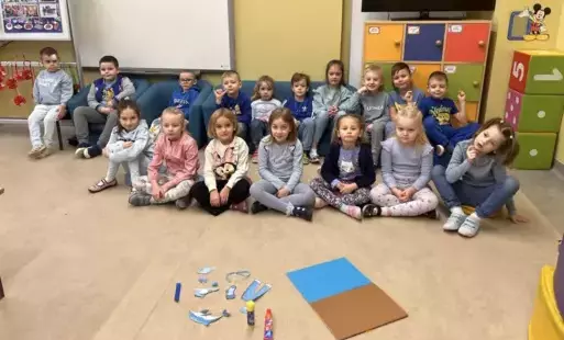 Zdjęcie do &bdquo;Niebieski grudzień&rdquo; - realizacja zadań Og&oacute;lnopolskiego Projektu Edukacyjnego &bdquo;SENSORYCZNA TĘCZA&rdquo;