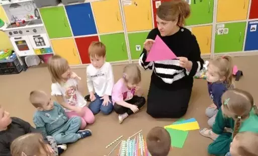 Zdjęcie do ,,Dzień słomki do picia&rsquo;&rsquo; - realizacja zadań Og&oacute;lnopolskiego Projektu Edukacyjnego &bdquo;SENSORYCZNY KALENDARZ&rdquo;