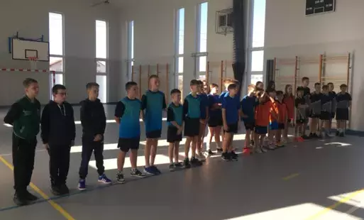 Zdjęcie do Turniej piłki koszykowej na hali w Jadownikach