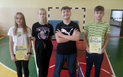 Zdjęcie do Awans chłopc&oacute;w z Godowa do finału wojew&oacute;dzkiego w drużynowym tenisie stołowym!