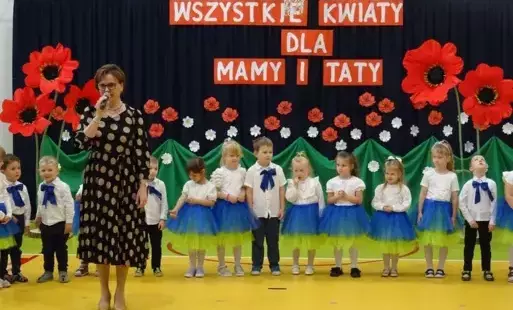 Zdjęcie do Wszystkie kwiaty dla mamy i taty od przedszkolak&oacute;w z Godowa