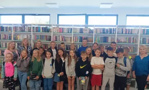 Zdjęcie do Wycieczka do Gminnej Biblioteki Publicznej w Pawłowie- PSP Chybice