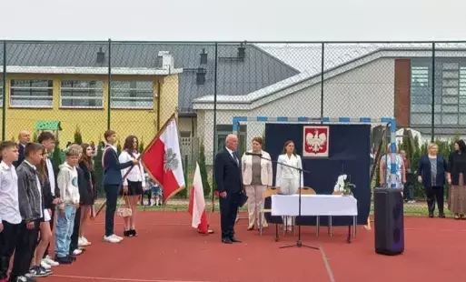 Zdjęcie do Uroczyste rozpoczęcie roku szkolnego 2025/2026