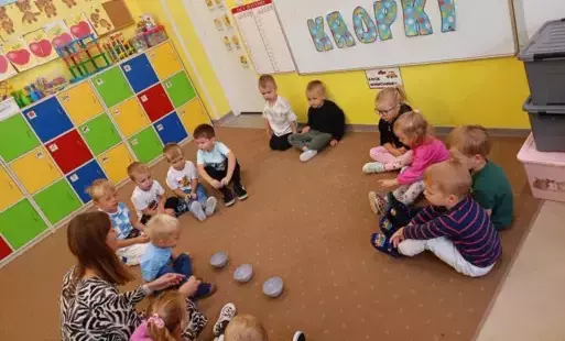 Zdjęcie do &bdquo;Dzień kropki&rdquo; w PSP w Radkowicach