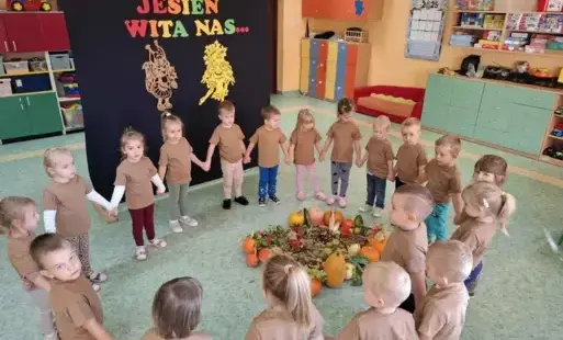 Zdjęcie do Przedszkolaki z Pawłowa witają Jesień!