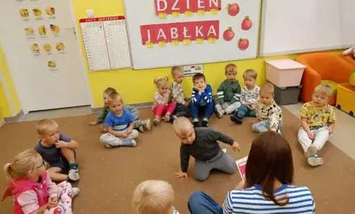 Zdjęcie do Dzień Jabłka u przedszkolak&oacute;w z Radkowic