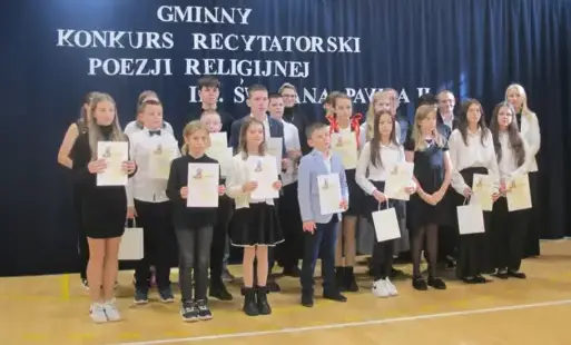 Zdjęcie do Gminny Konkurs Recytatorski Poezji Religijnej im. św. Jana Pawła II
