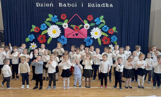 Zdjęcie do Dzień Babci i Dziadka w oddziałach przedszkolnych
