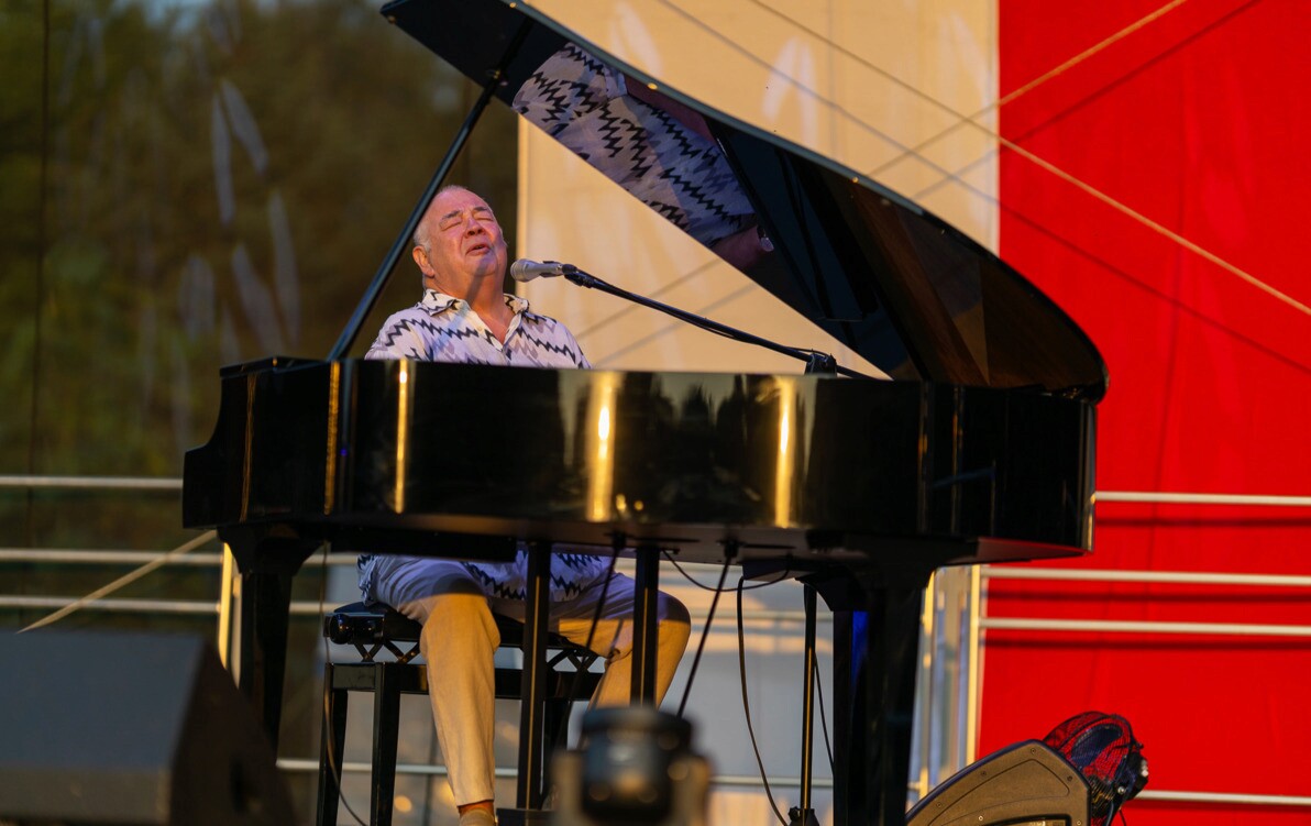 Zdjęcie do Koncert patriotyczny &quot;Ofiara i poświęcenie Polak&oacute;w w drodze...
