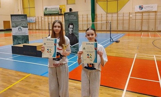 Zdjęcie do Sukcesy naszych badmintonistek