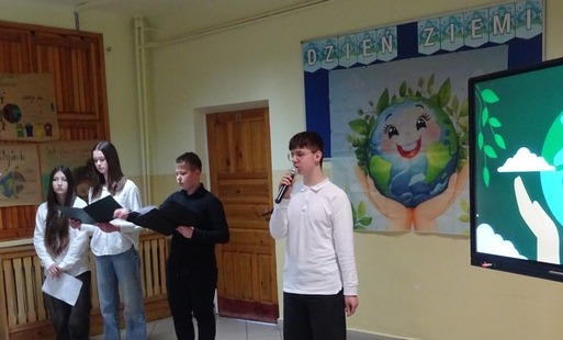 Zdjęcie do Dzień Ziemi w PSP Dąbrowa