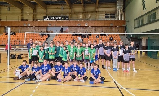 Zdjęcie do Chybice tuż za podium finału wojew&oacute;dzkiego w mini siatk&oacute;wce
