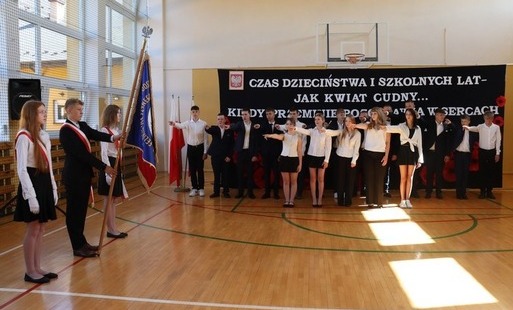 Zdjęcie do Uroczyste zakończenie roku szkolnego 2025/2026 w Publicznej Szkole Podstawowej im.  Feliksa Szczęsnego Karnickiego w Chybicach