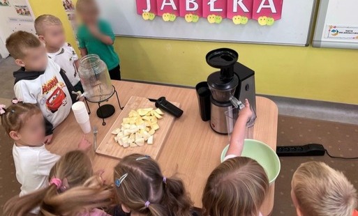 Zdjęcie do  &bdquo;Dzień Jabłka&rdquo; u Przedszkolak&oacute;w z Radkowic