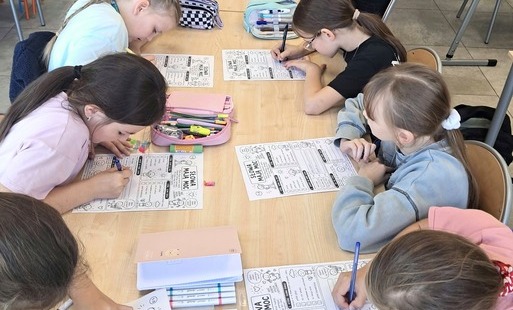 Zdjęcie do Tydzień Budowania Dobrych Relacji i Przeciwdziałania Przemocy R&oacute;wieśniczej w Publicznej Szkole Podstawowej w Jadownikach