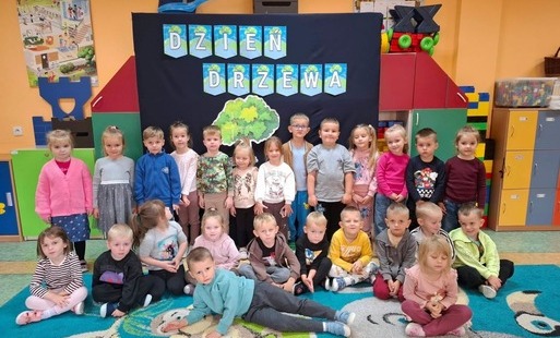 Zdjęcie do Dzień drzewa w grupie 0c
