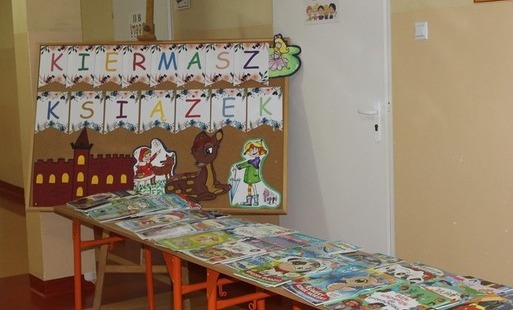 Zdjęcie do Książkowy zawr&oacute;t głowy &ndash; kiermasz w PSP Chybice